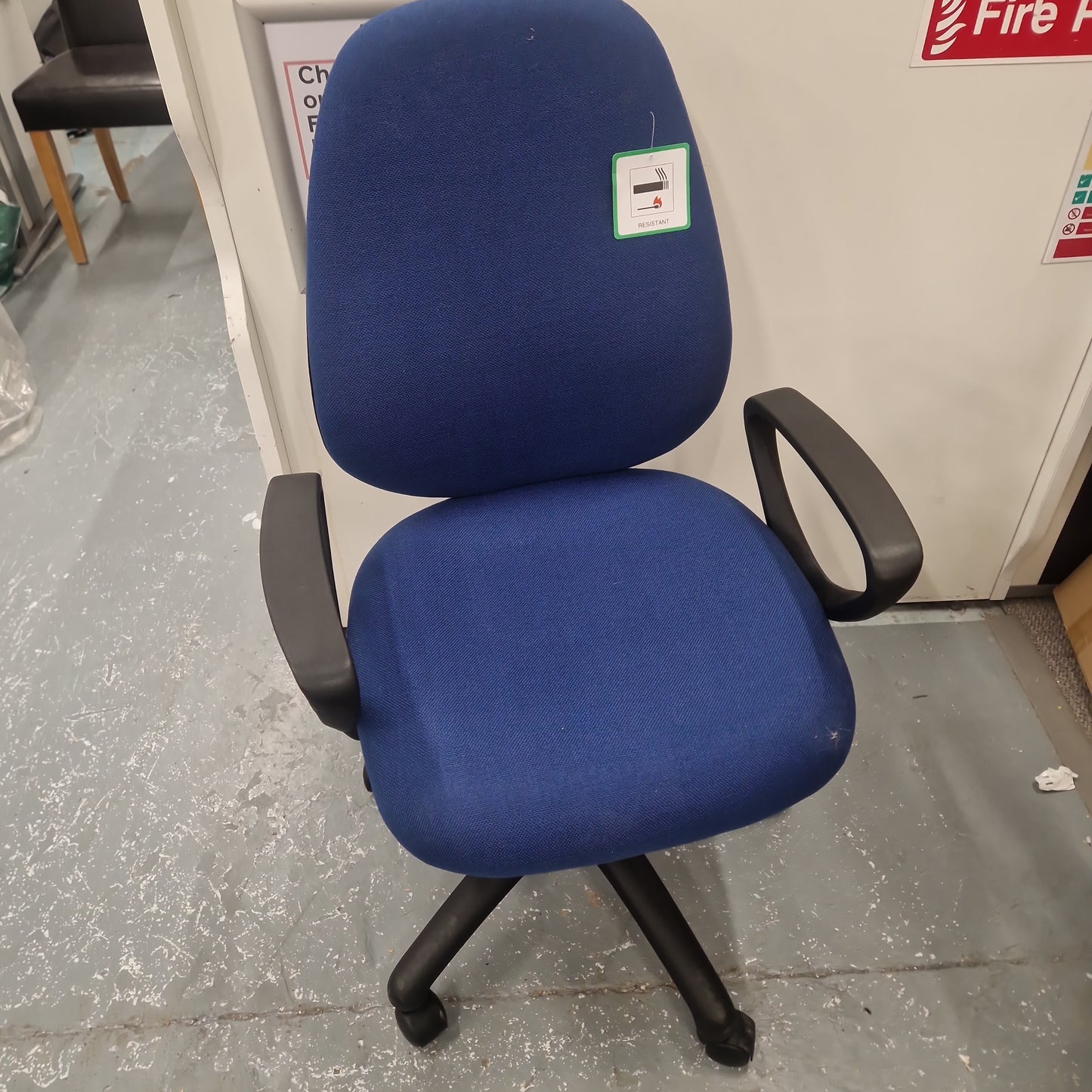 Vantage 100 2 lever PCB operators chair with fixed loop arms