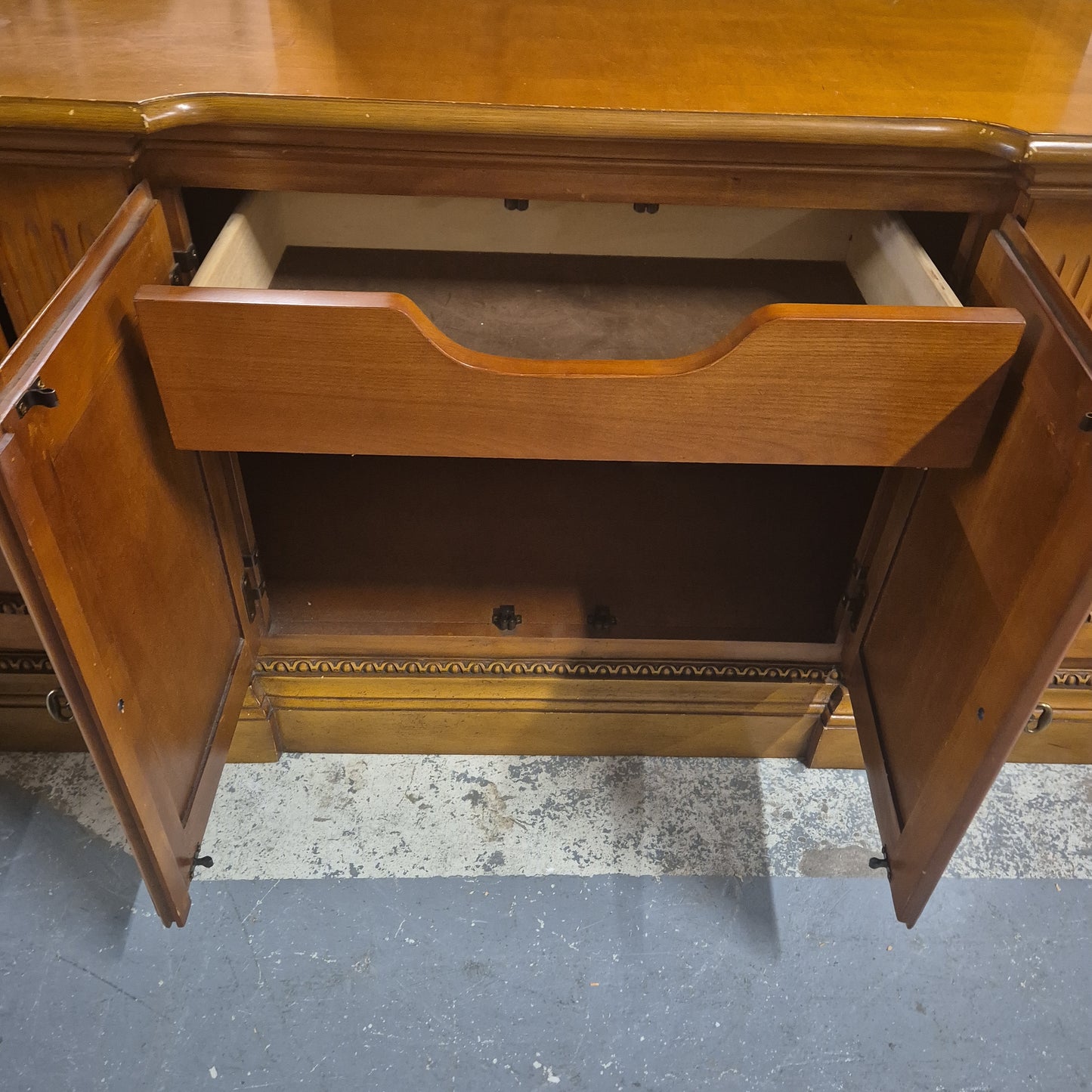 Solid wood low ornate sideboard 2224