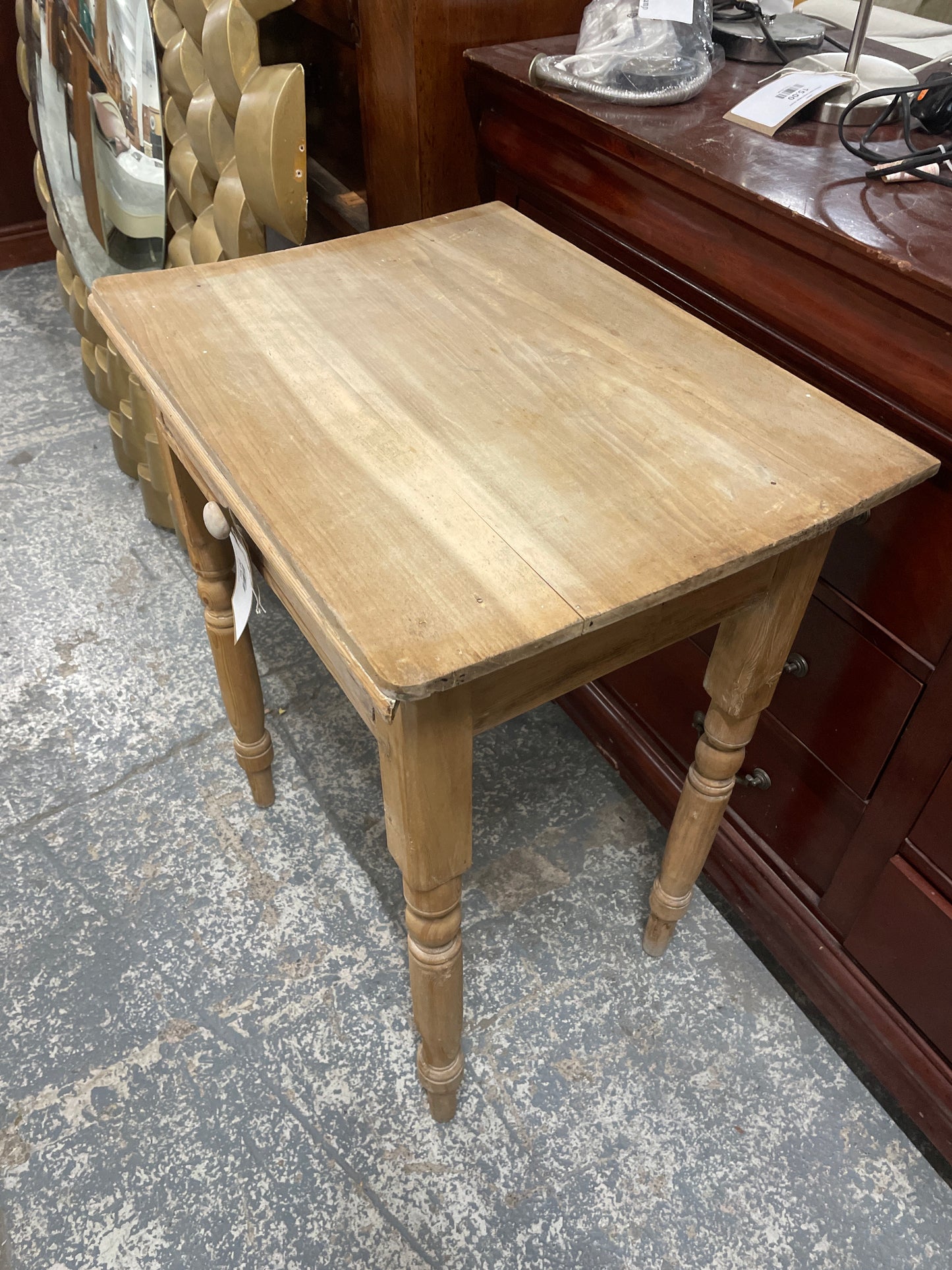 Small pitch pine square table 2224