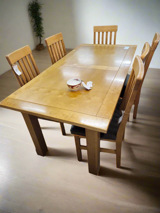 Solid beech large dining table with 6 no. slatted back matching chairs with padded seat 1424