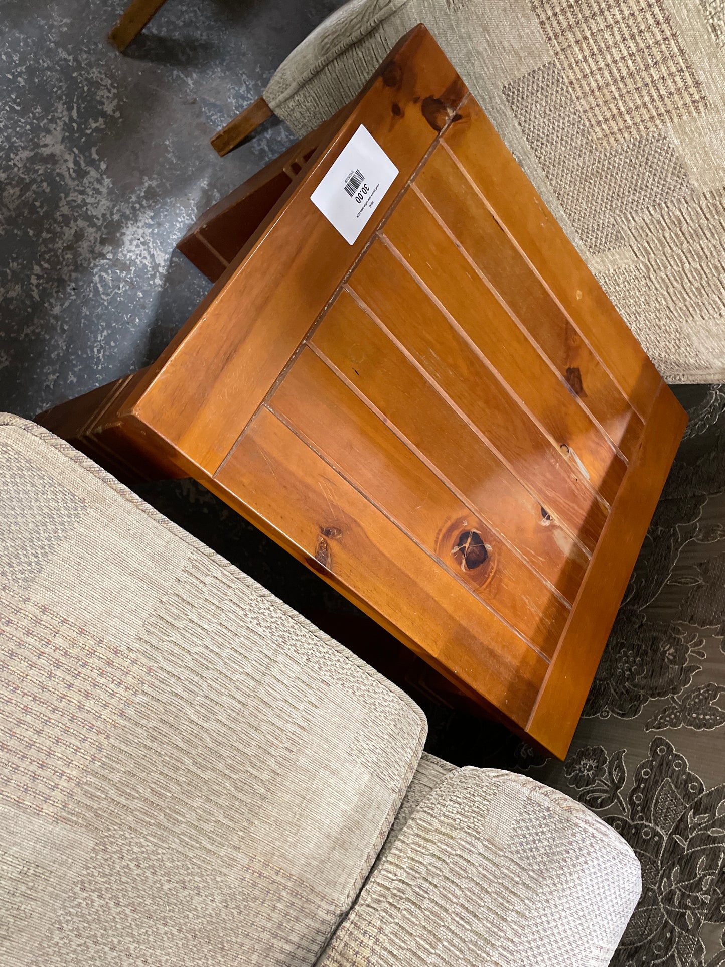 small square pine coffee table 2224