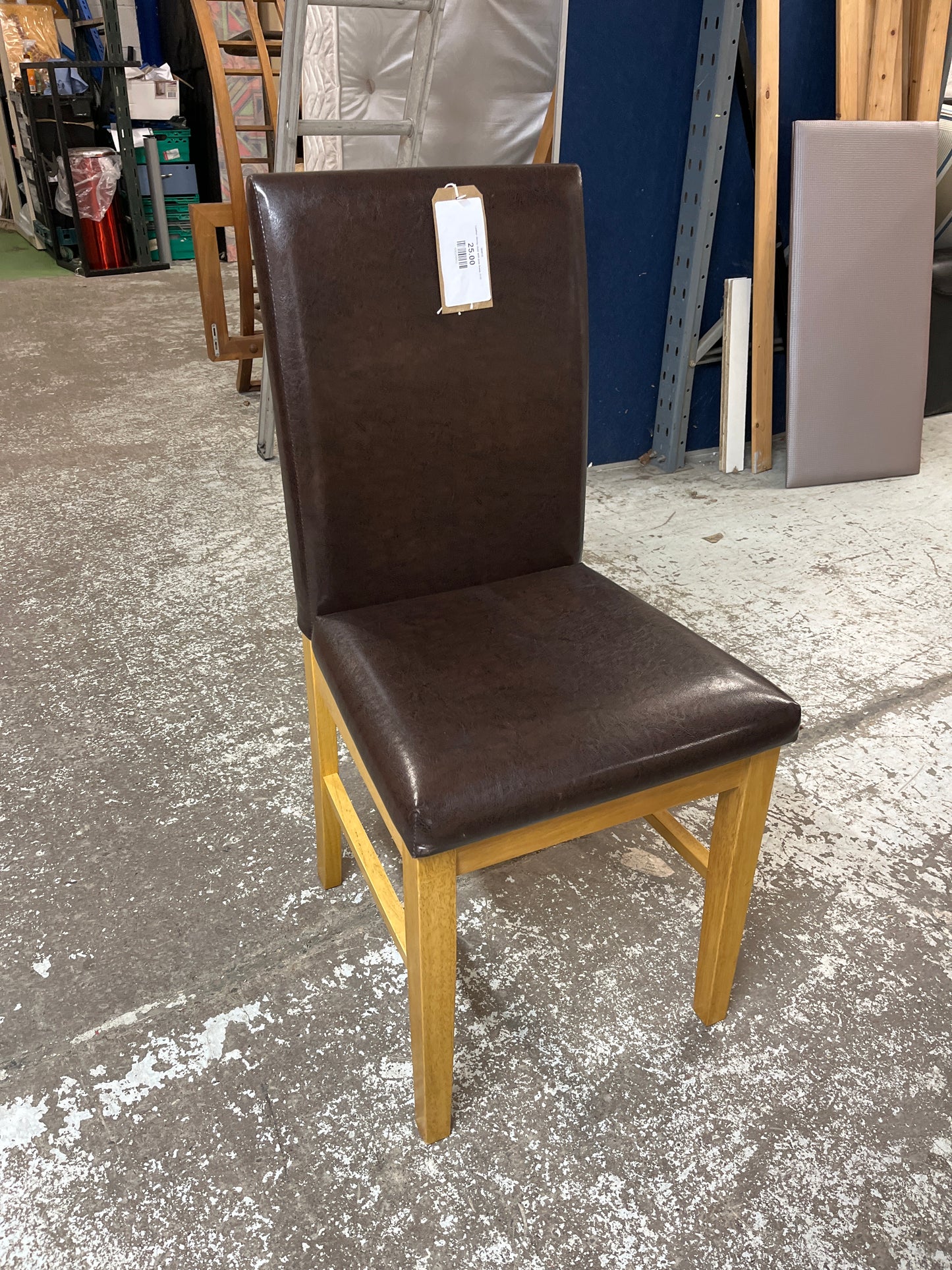 Leather dining chair with pine frame 2125