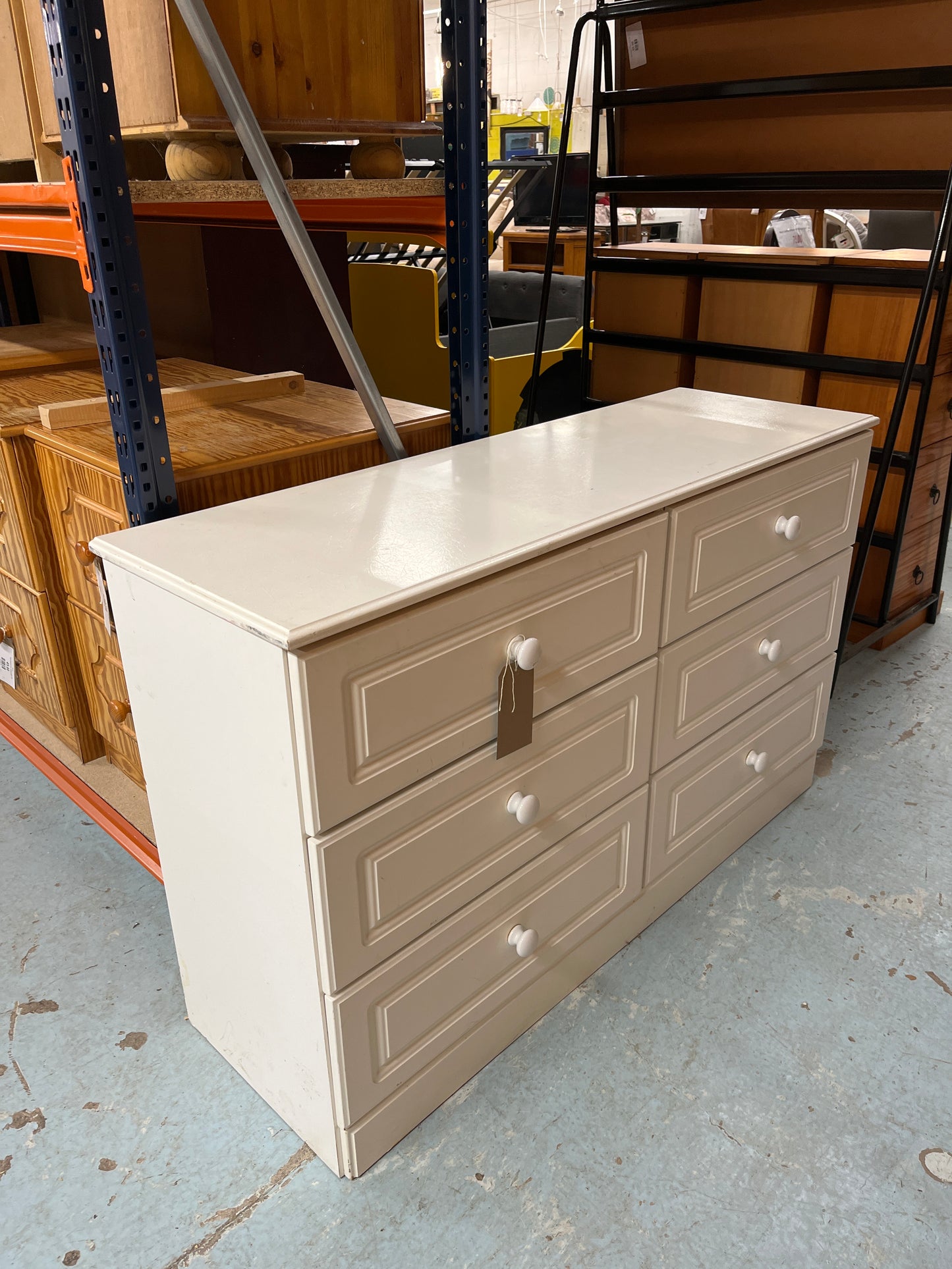 White 6 drawer chest of drawers 2125