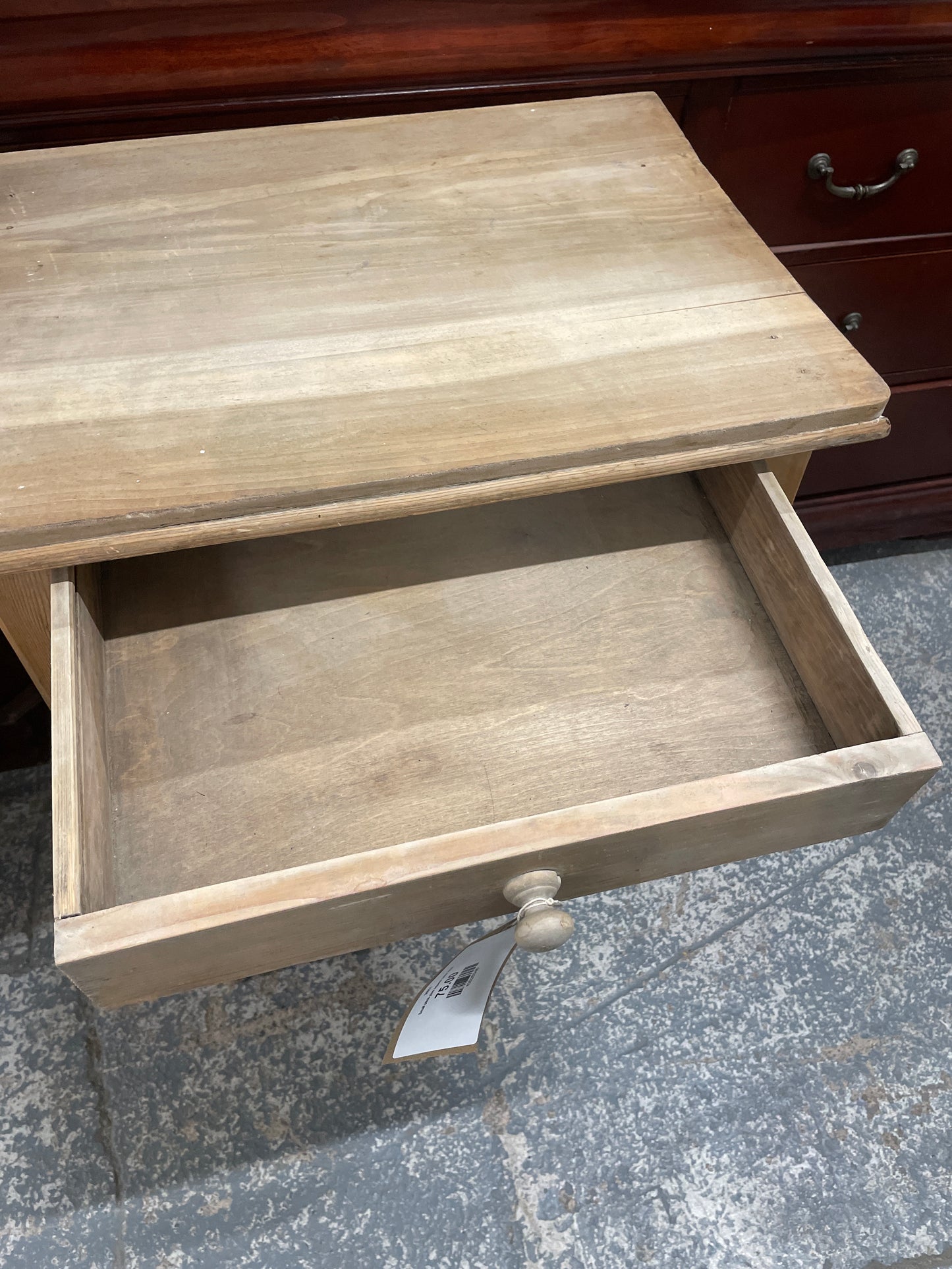 Small pitch pine square table 2224