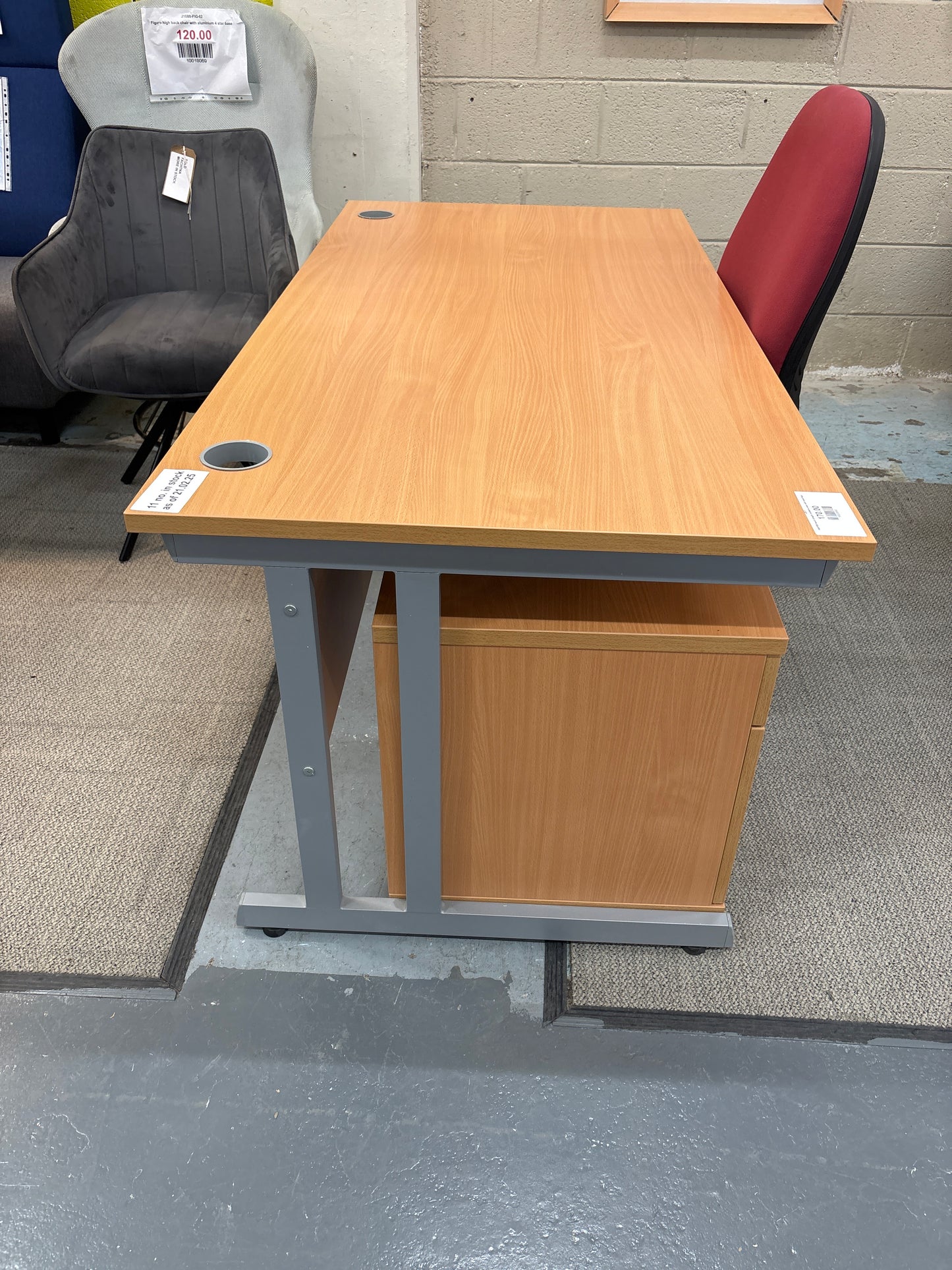 1600*800 beech straight cantilever desk with metal legs