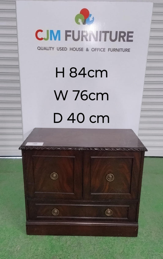 Mahogany 1 drawer 2 door tv unit