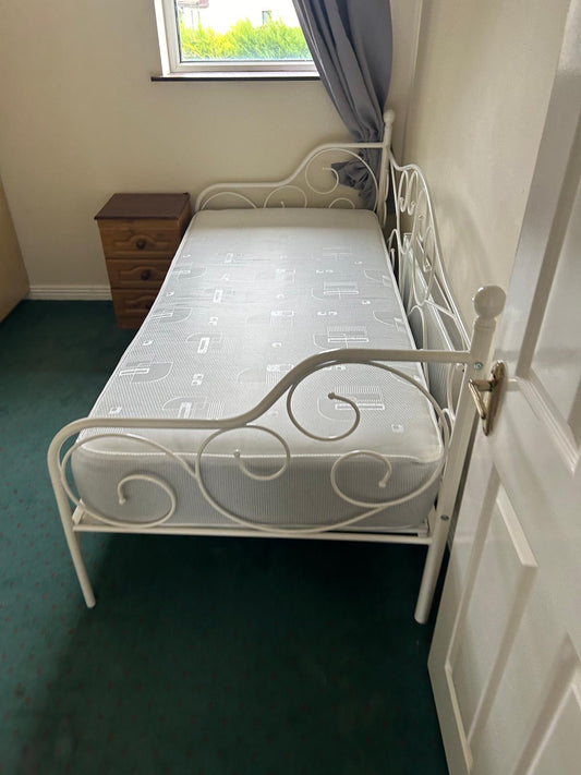 3ft ornate white metal day bed 3224