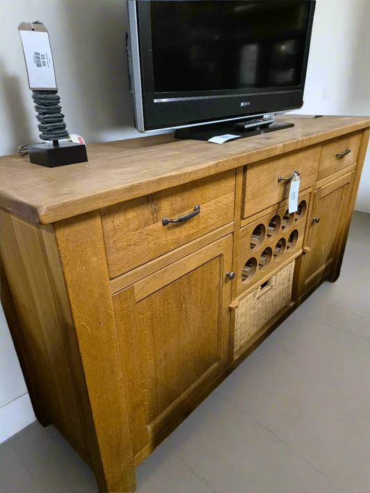 Solid oak WILLIS and GAMBIER 2 door drawer sideboard with wine holder  3224