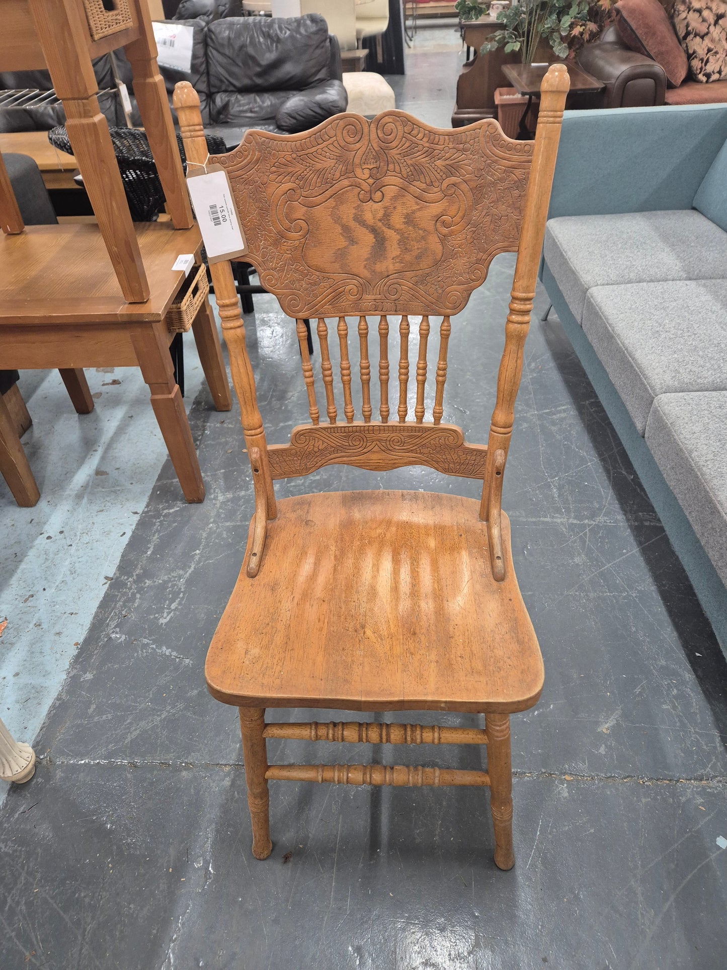 Oak stained spindle back dining chair