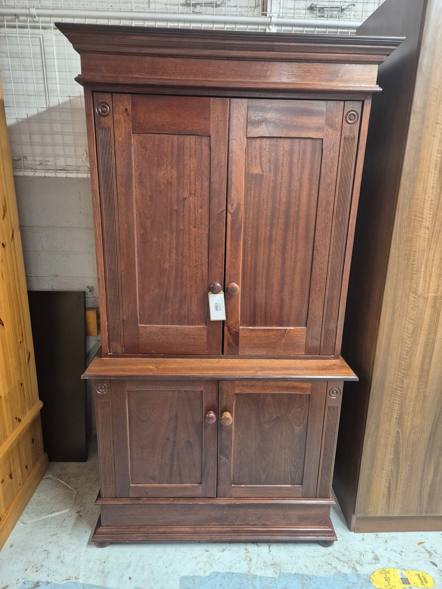 Tall solid mahogany sliding 4 door TV unit  1125