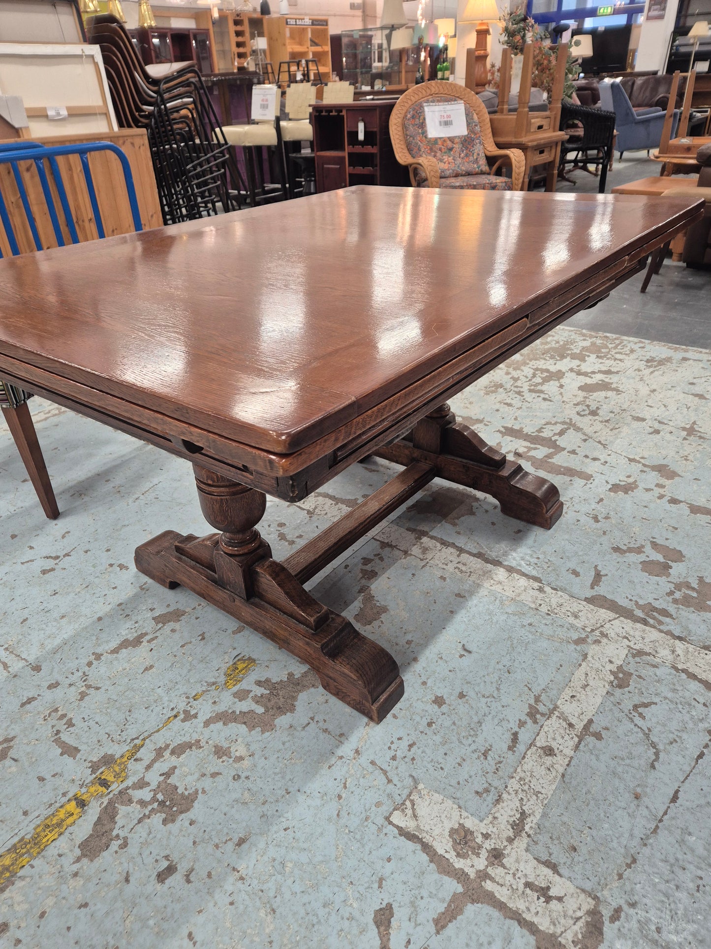 Oak stained extendable kitchen table 4124