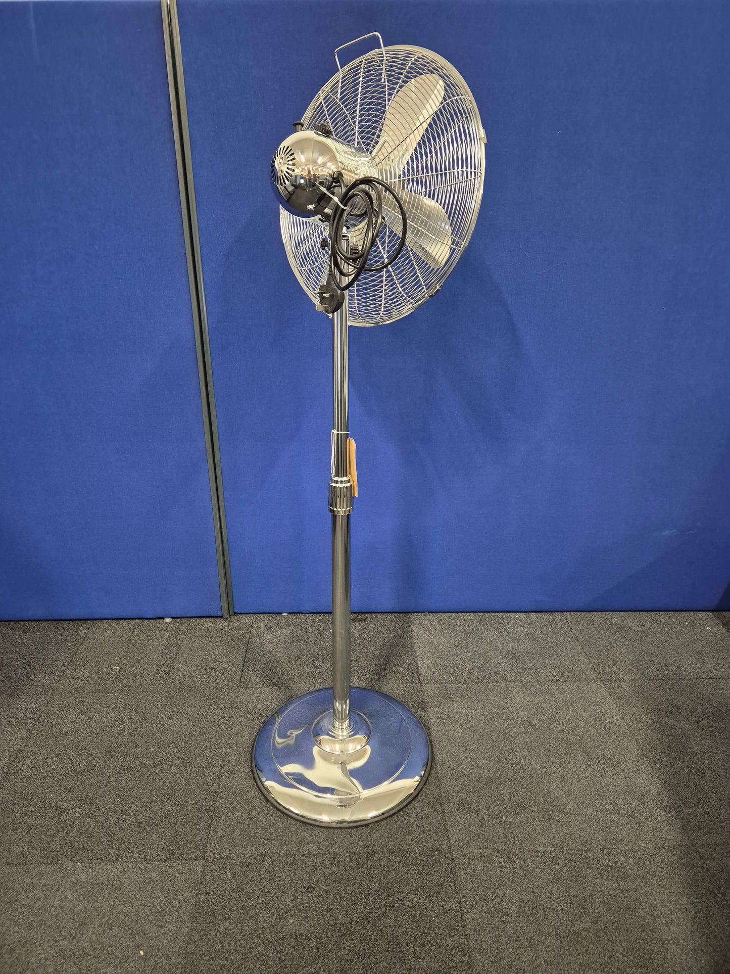 Chrome floor standing tall oscillating fan