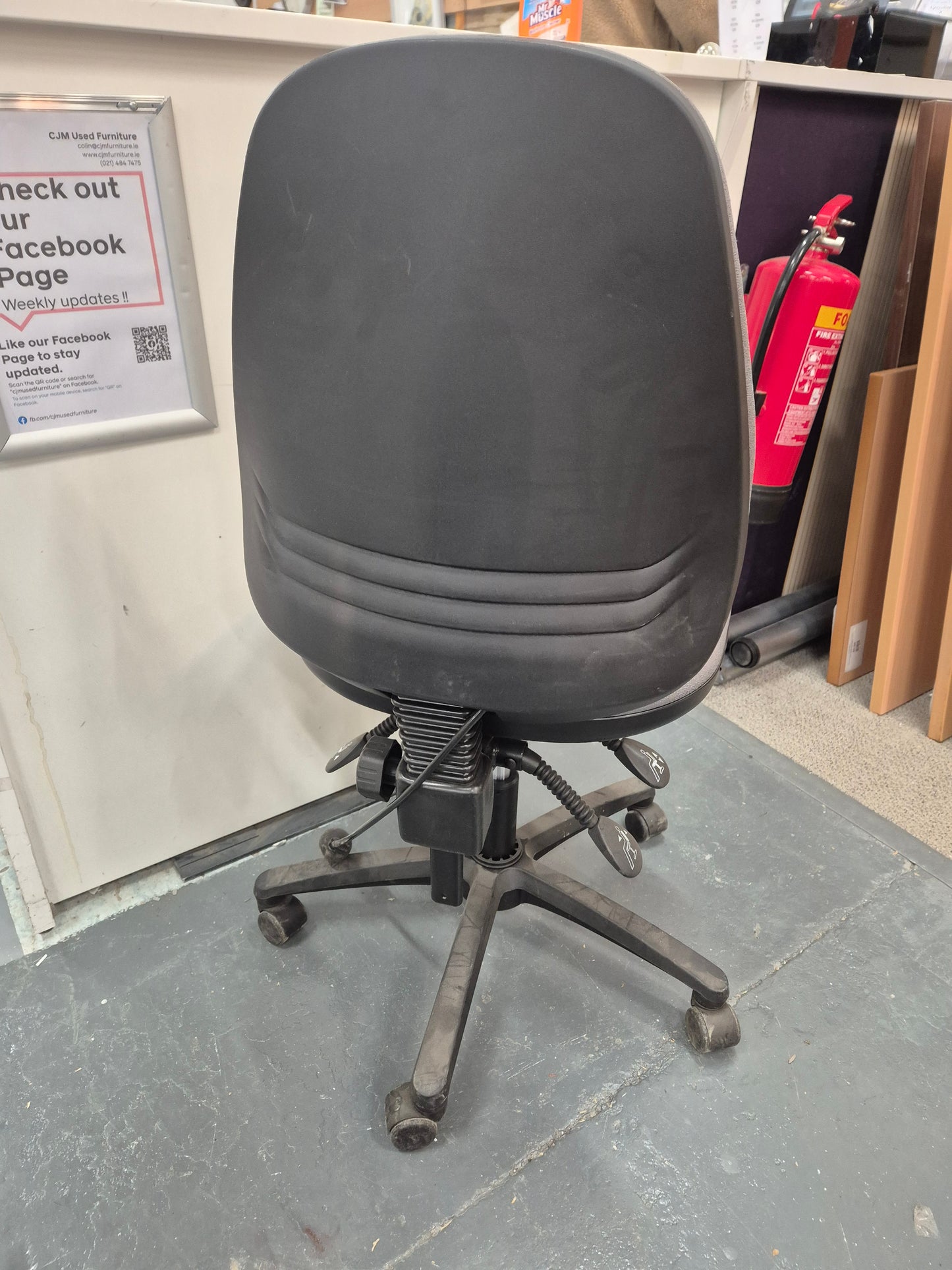 Jota Medium Grey back Chair