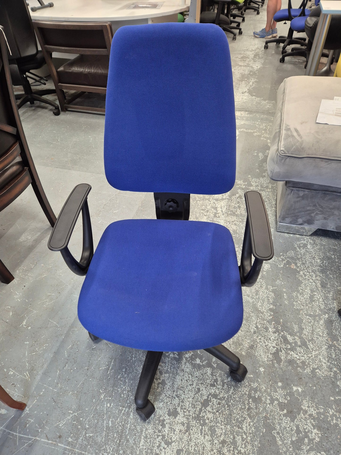 High back royal blue fabric height adjustable swivel chair with fixed loop arms