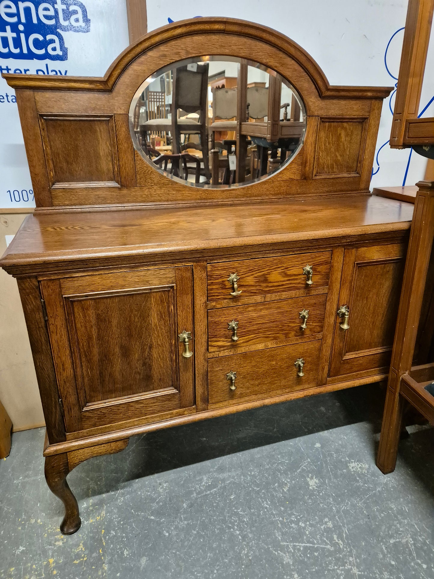 Solid oak 2 door 3 drawer sideboard with overmantle mirror 2224