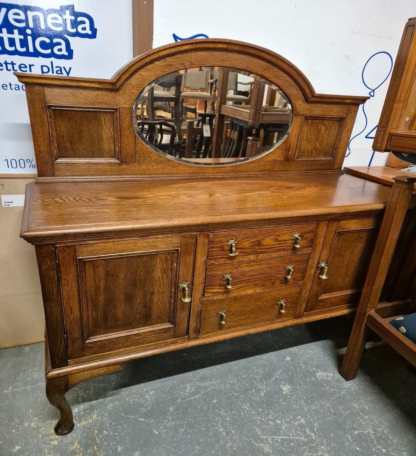 Solid oak 2 door 3 drawer sideboard with overmantle mirror 2224