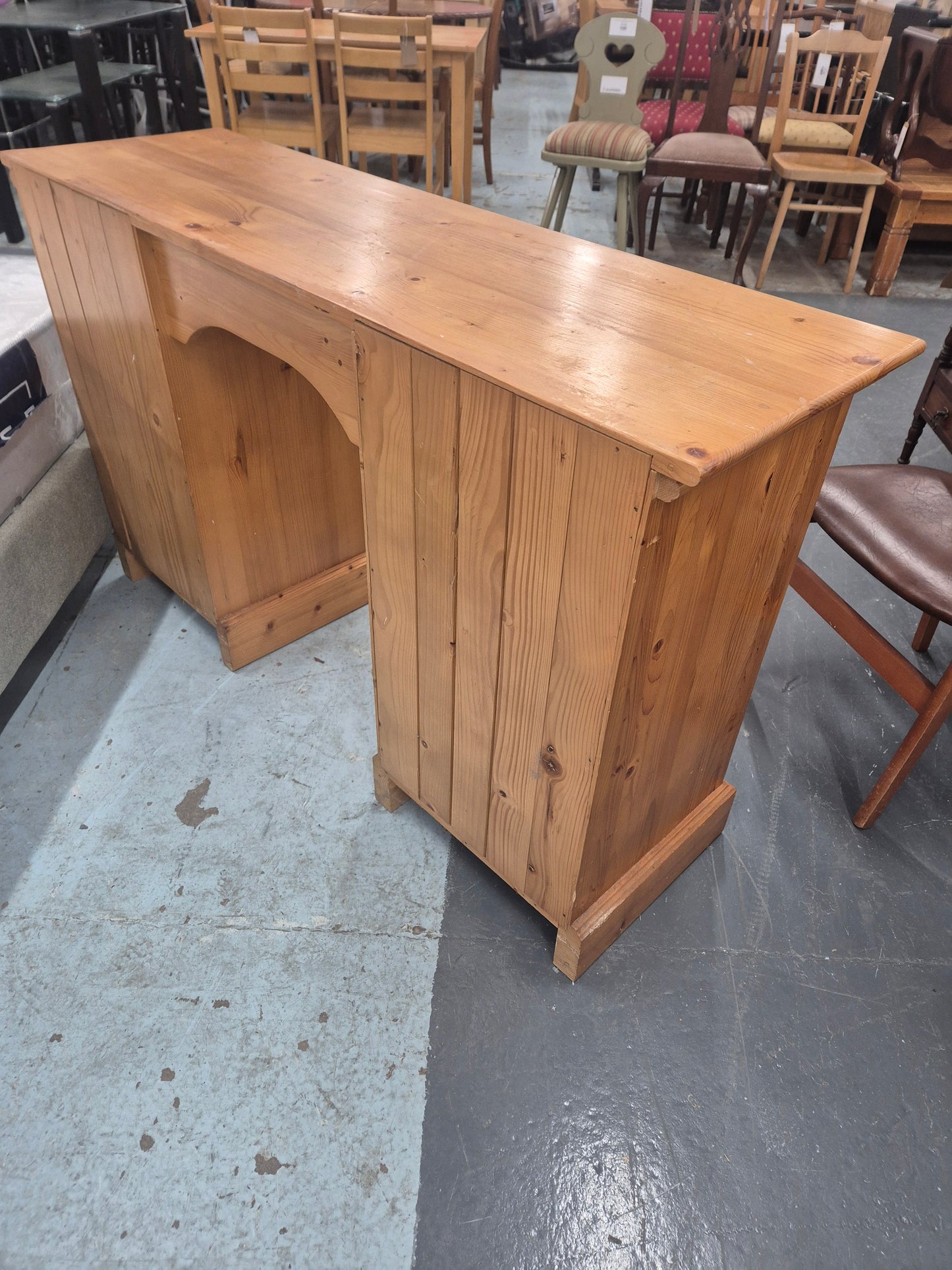 Solid Pine dressing table with 8 drawers  1125