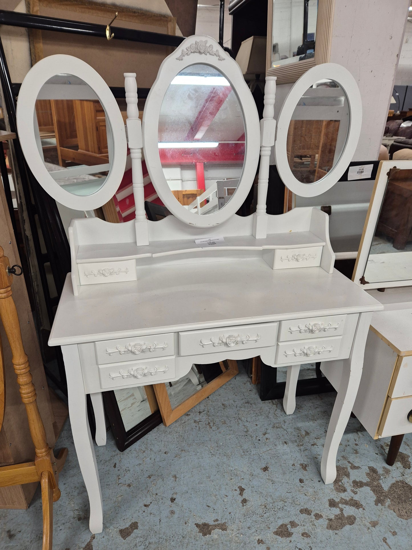 Ornate white dressing table with mirrors and 7 drawers 4124