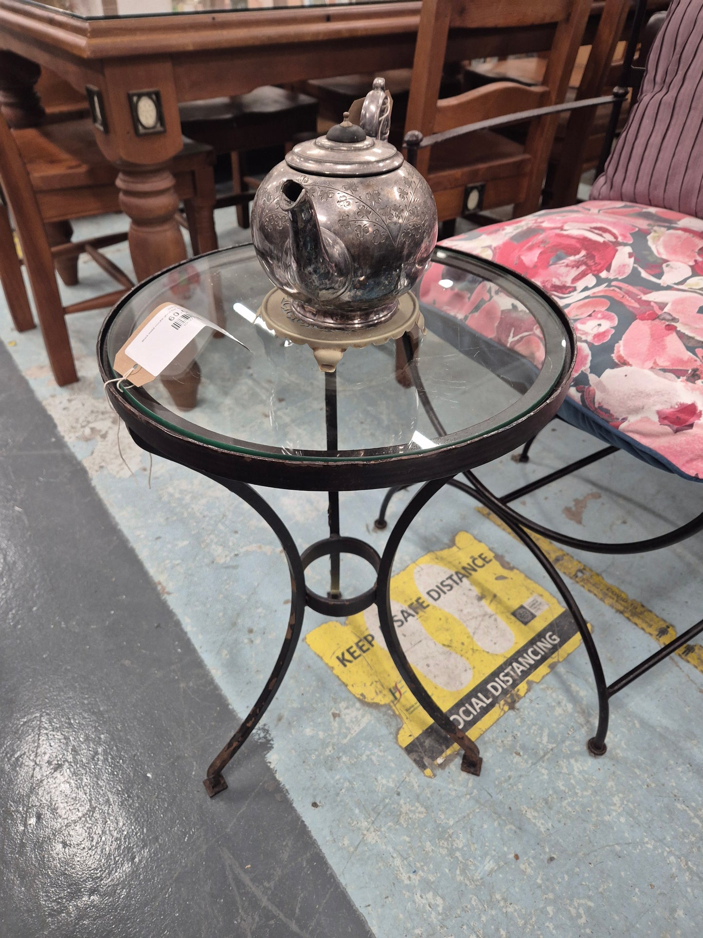 Black metal circular glass top occasional lamp table  4224