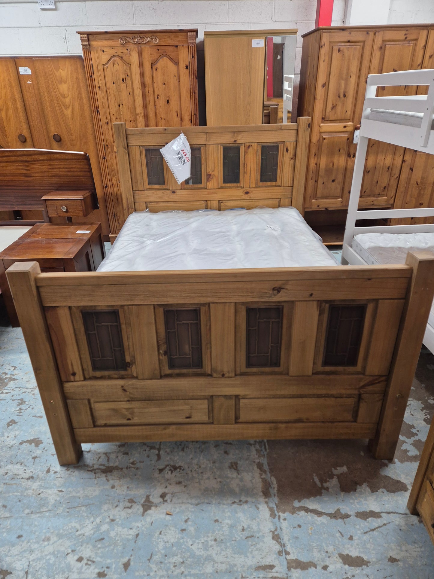 4ft 6 mexican pine framed and black bed frame  4224