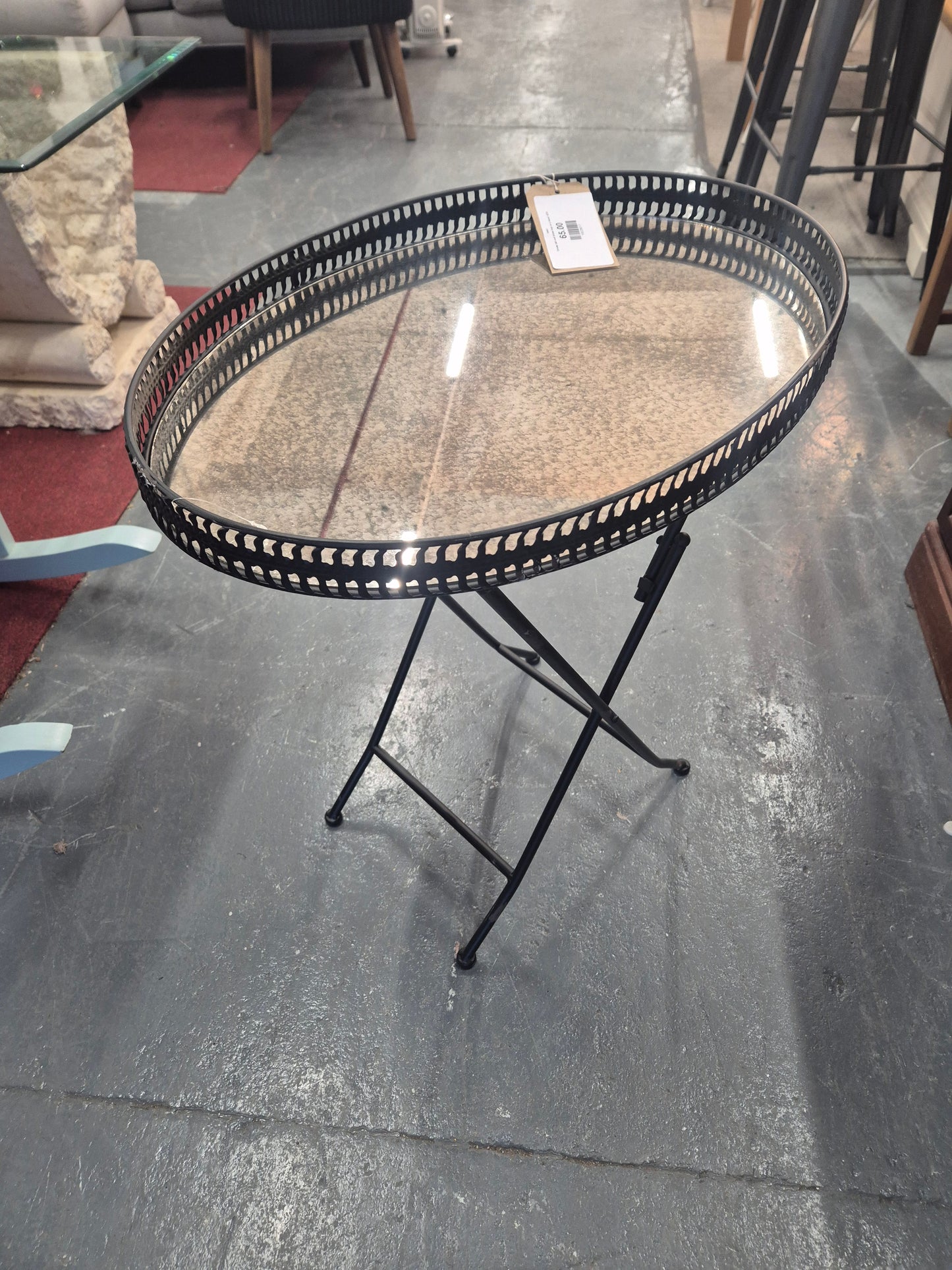 Ornate tall oval drinks tray on a stand  4224